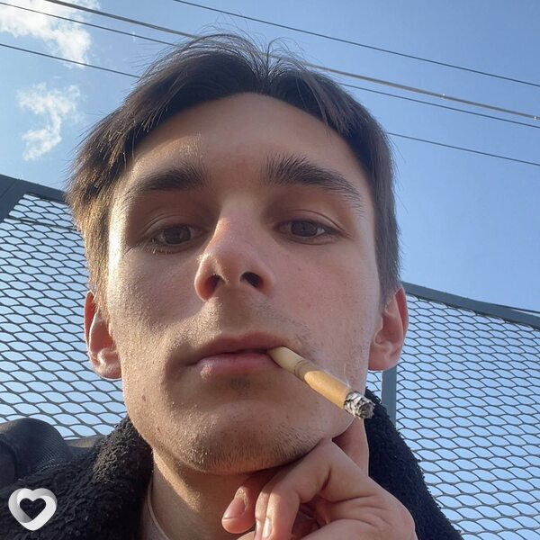 Данила, 21, Москве — анкета №2127811