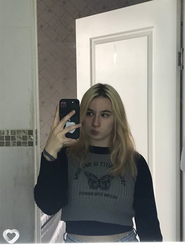 Лена, 20, Сочи — анкета №2127457