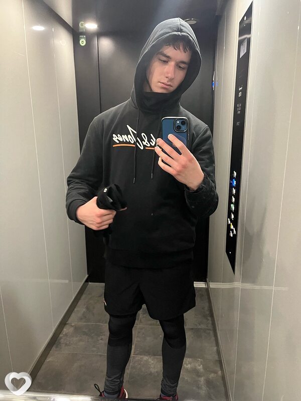 Zakhar, 19, Бресте — анкета №2127570