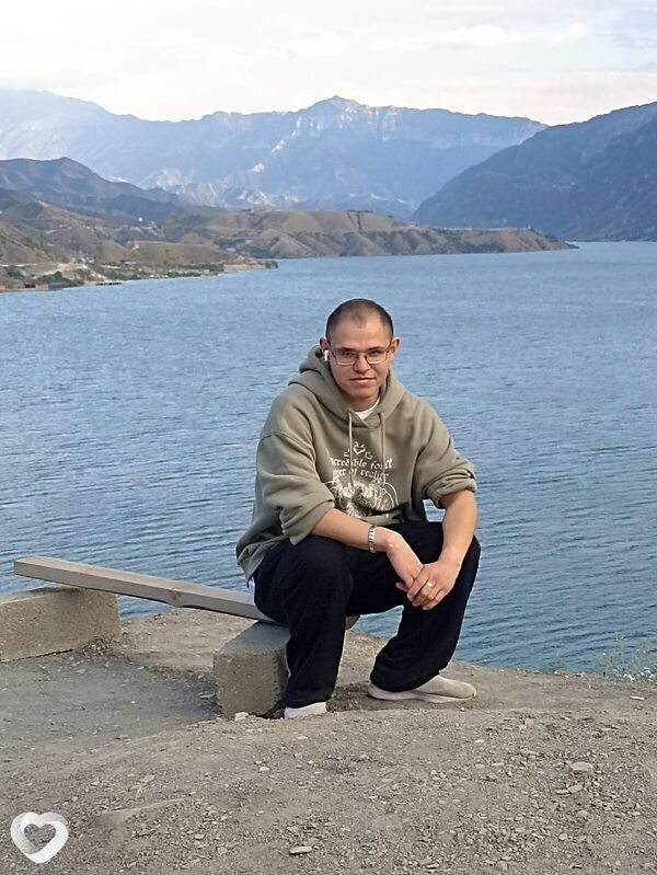 Артур, 28, Уфе — анкета №2127660