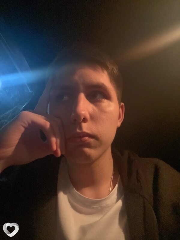 Данила, 21, Шахтах — анкета №2127739