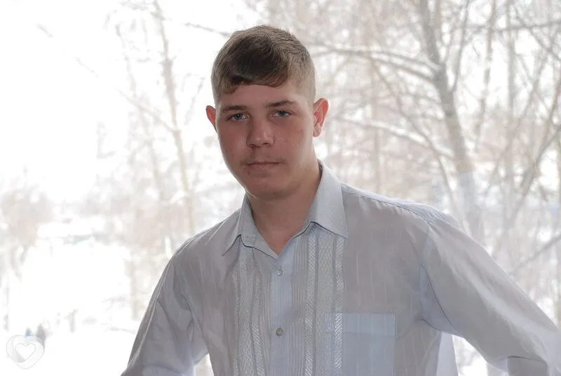 Фёдор, 28, Бийске — анкета №2128191