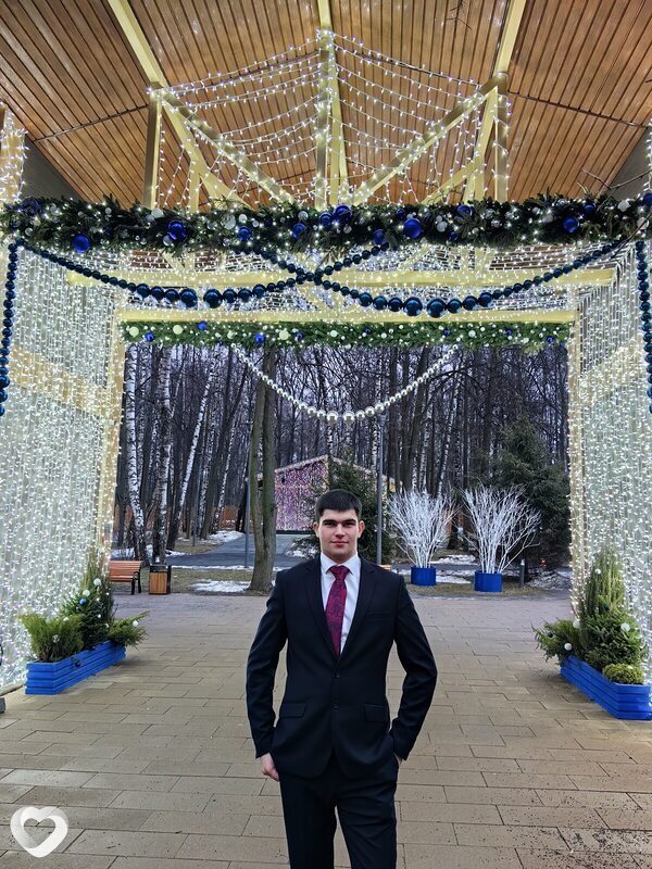 Дмирий, 21, Москве — анкета №2159707