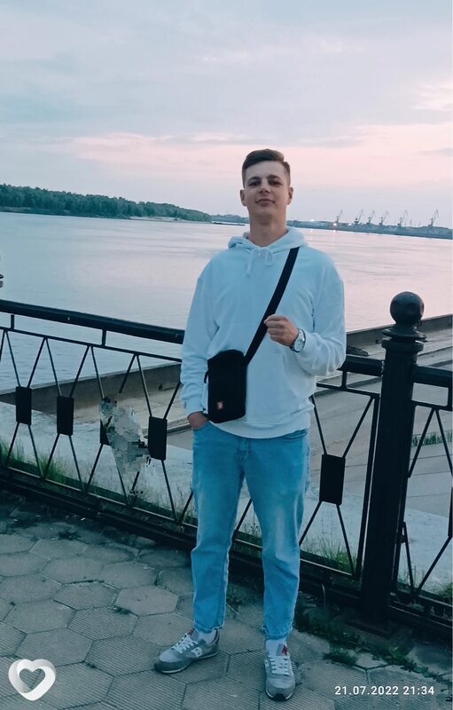 Alex, 26, Бузулуке — анкета №2129269