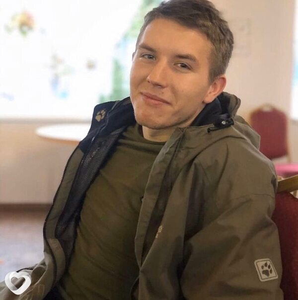 Владимир, 27, Гомеле — анкета №2129109
