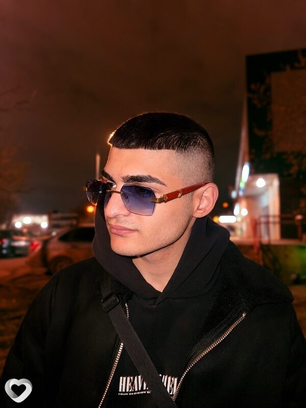 Грант, 19, Москве — анкета №2129041