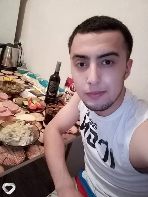 Тахир, 27, Москве — анкета №2129015