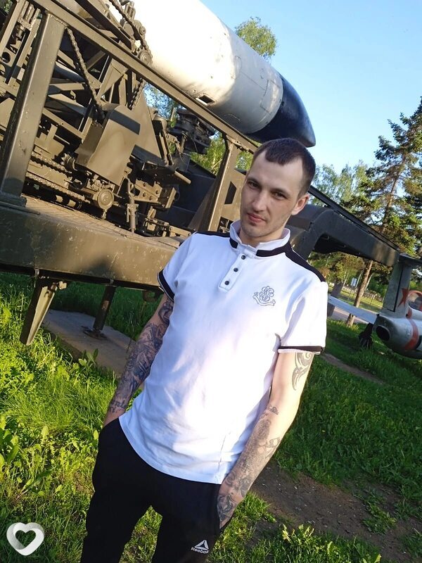 Максим, 30, Ярославле — анкета №2160181