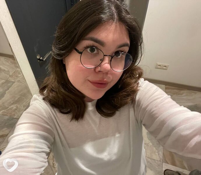 Полина, 23, Комсомольске-на-Амуре — анкета №2160233