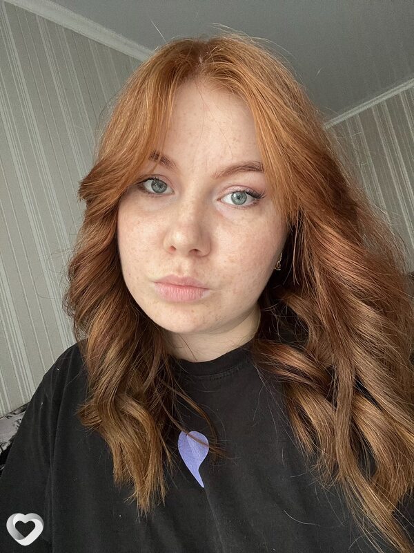 Алена, 24, Тюмени — анкета №2129206