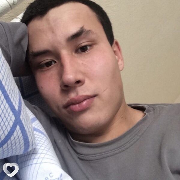 Артём, 26, Якутске — анкета №2160313