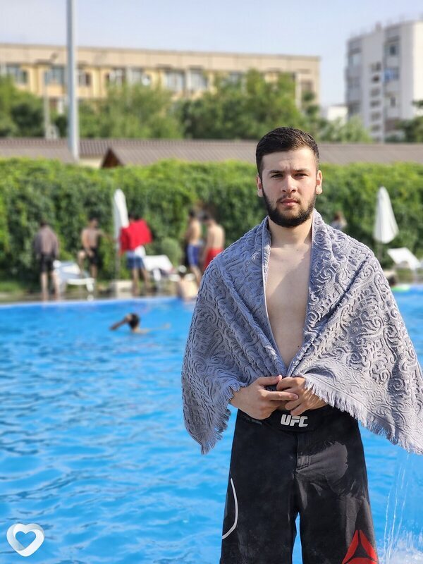 Laziz, Навои