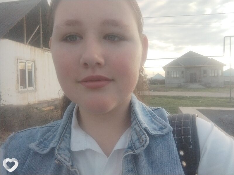 Настя, 21, Алматы — анкета №2160444