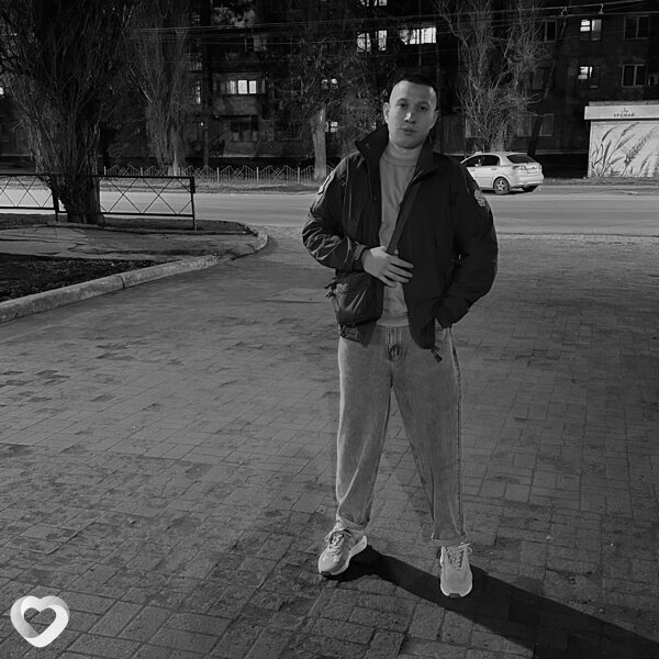 Влад, 27, Новочеркасске — анкета №2130646