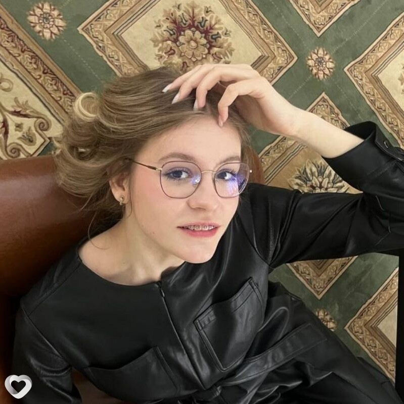 Кристина, 21, Москве — анкета №2130652