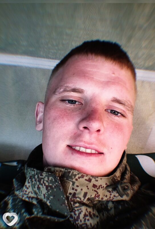 Denis, 23, Энгельсе — анкета №2130349