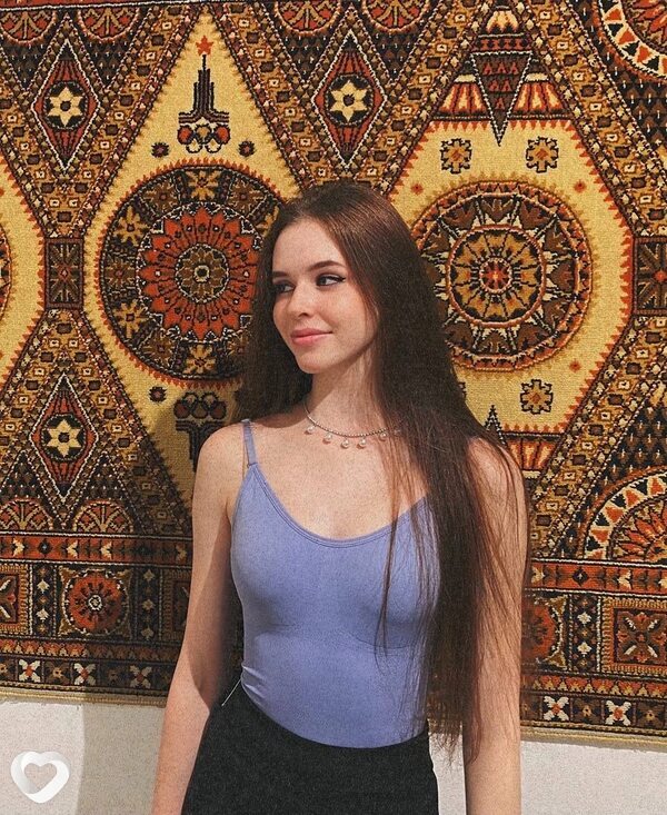 Варя, 22, Москве — анкета №2131416