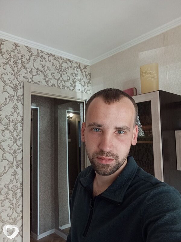 Евгений, 31, Уссурийске — анкета №2131318