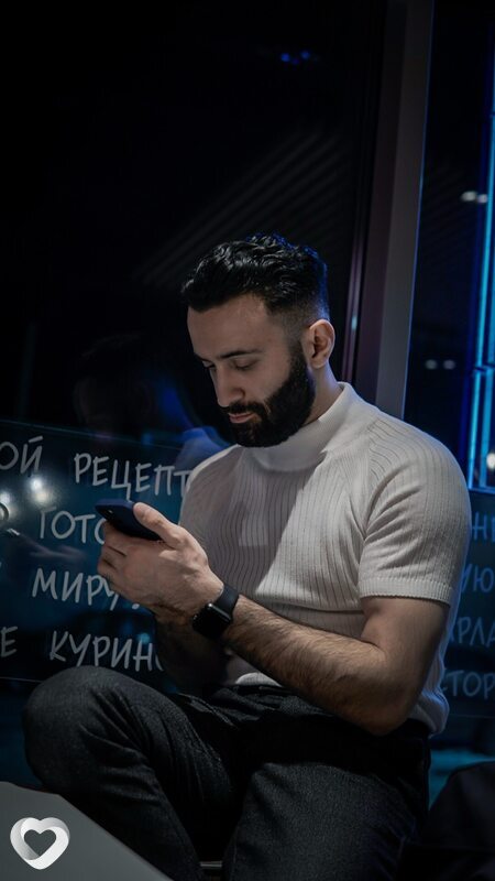 Баха, 27, Москве — анкета №2161113