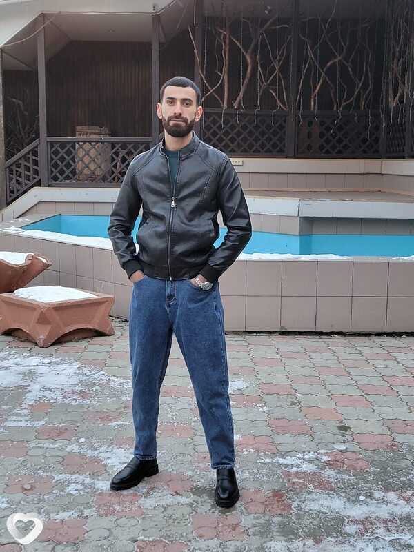 Елхан Калтаев, 29, Барнауле — анкета №2131639