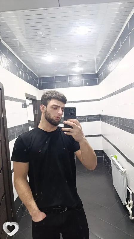 Ruslan, 20, Барнауле — анкета №2161154