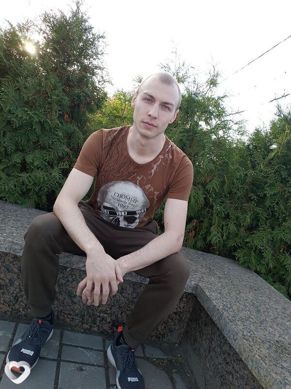 Максим, 26, Омске — анкета №2131988