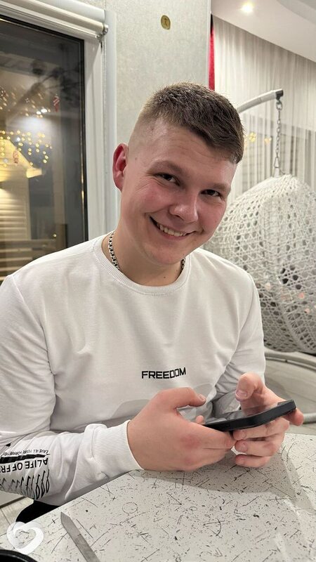 Илья, 27, Костроме — анкета №2132389