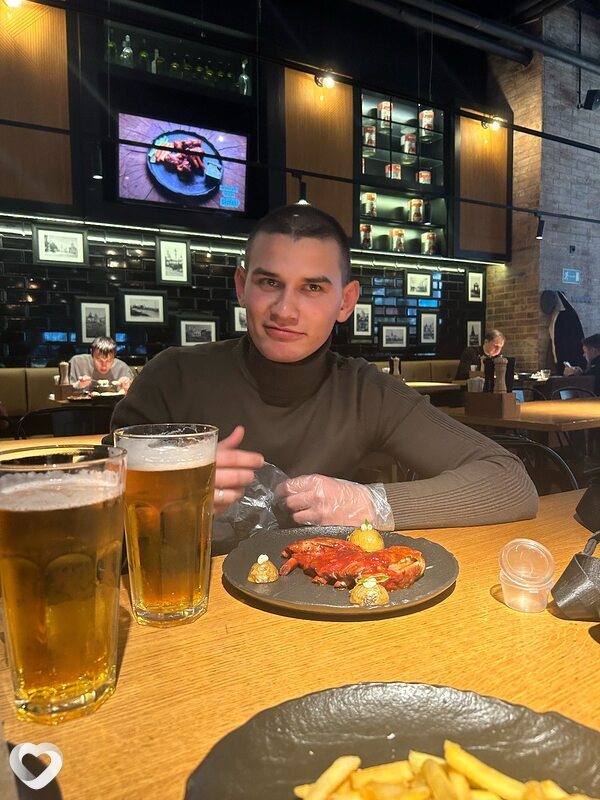Денис, 24, Москве — анкета №2161776