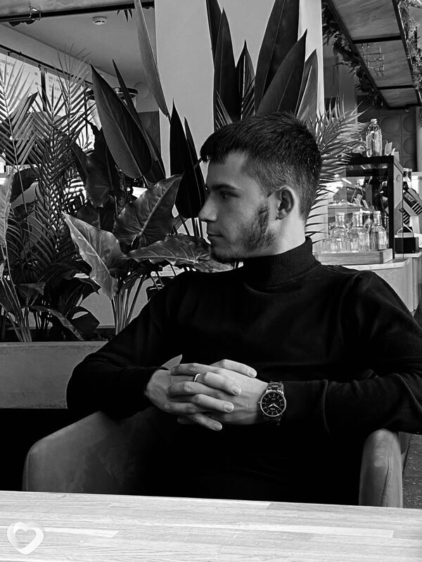 Валерий, 22, Ульяновске — анкета №2133141