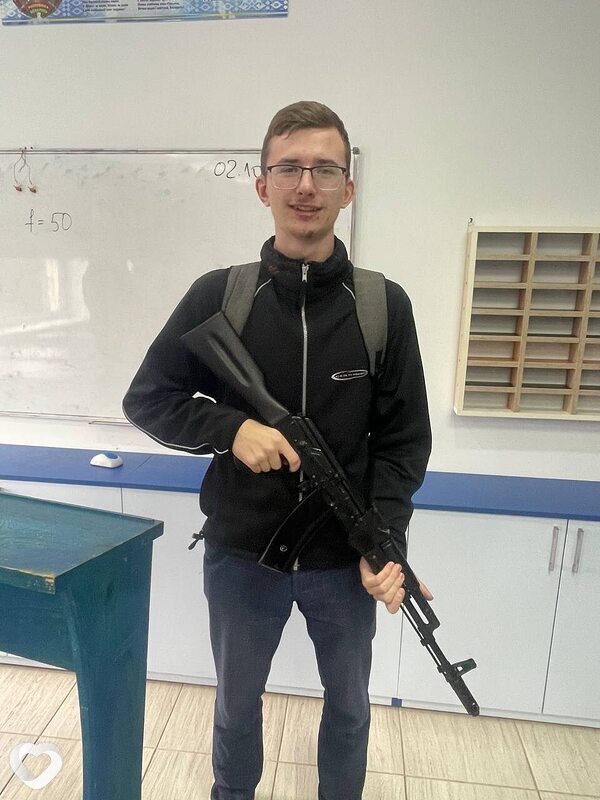 Илья, 19, Минске — анкета №2133301
