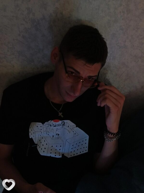 Влад, 19, Минске — анкета №2133863