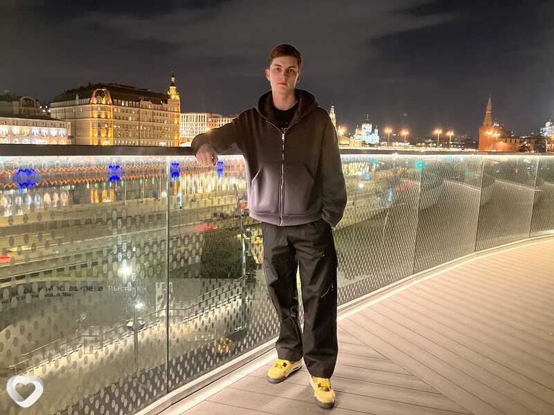 Кирилл, 23, Москве — анкета №2133608