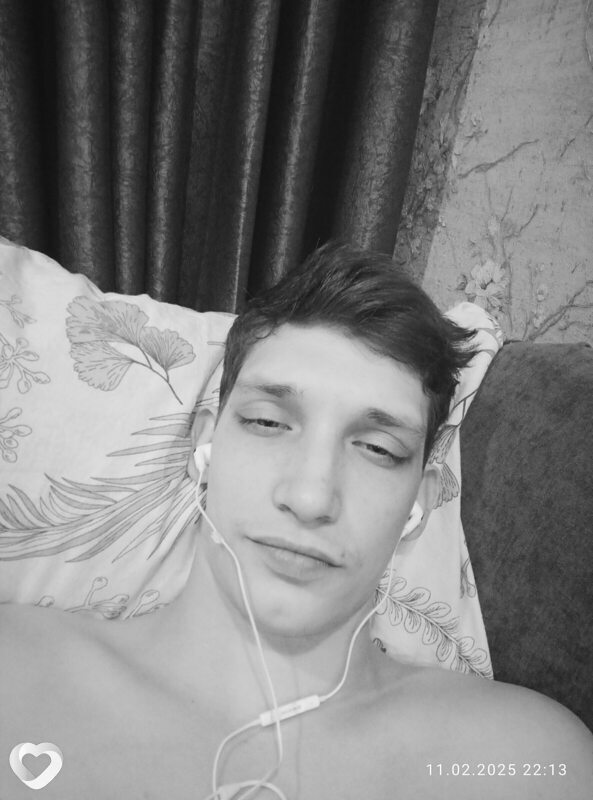 Дениска, 24, Москве — анкета №2133918