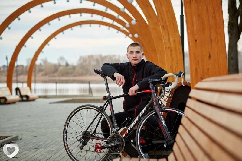 Дима, 20, Рыбинске — анкета №2133872