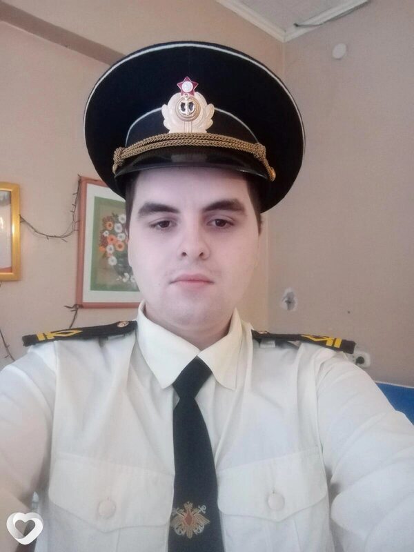Максим, 22, Барнауле — анкета №2134168