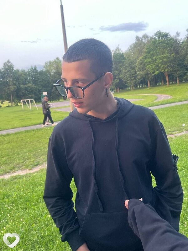 Тёма, 19, Барановичах — анкета №2134708