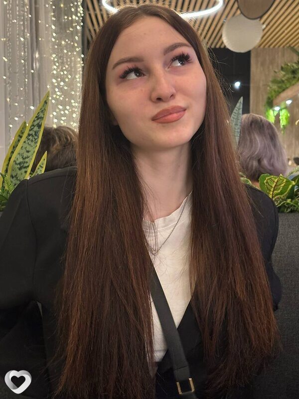 Алина, 21, Москве — анкета №2134711
