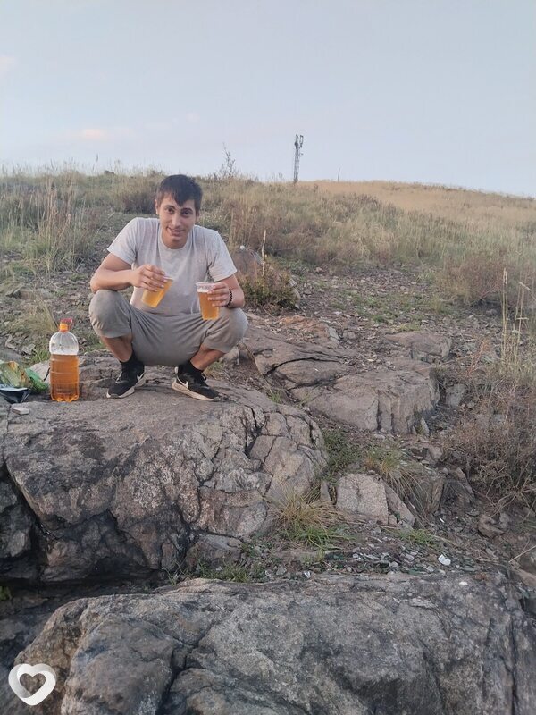 Евгений, 25, Усть-Каменогорск — анкета №2135127