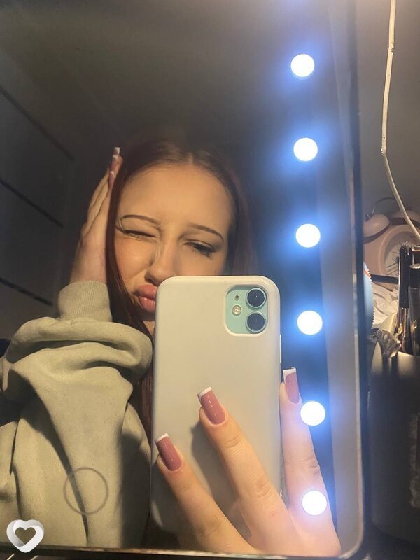 Lola, 19, Варшава — анкета №2134872