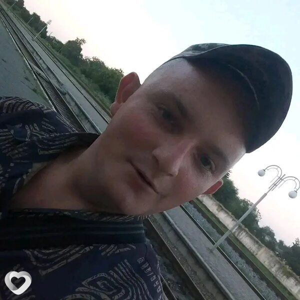 Богдан, 26, Кривое Роге — анкета №2135414