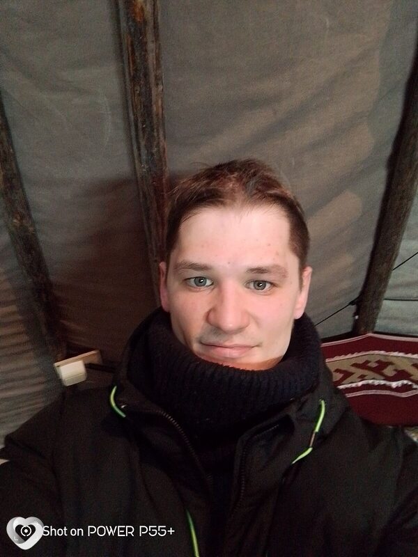 Максим, Надым