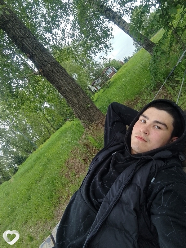 Дмитрий, 21, Красноярске — анкета №2162970