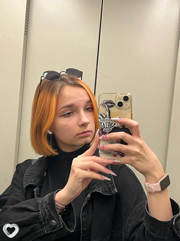 Лиза, 20, Санкт-Петербурге — анкета №2135305