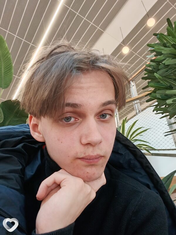 Денис, 22, Москве — анкета №2163061