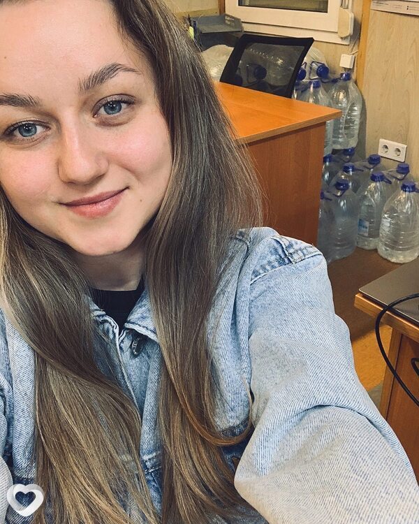 Юля, 27, Москве — анкета №2163128