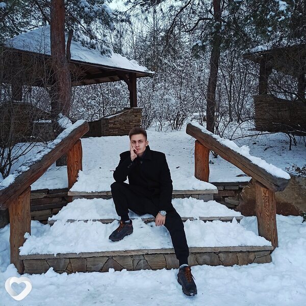Роман, 26, Москве — анкета №2136208