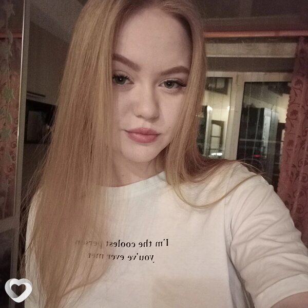 Ксюша, 23, Череповце — анкета №2136414