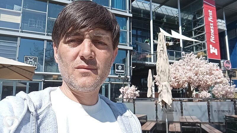 Ali, Херфорд