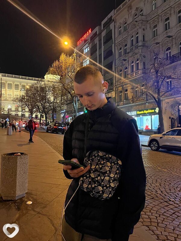 Dima, 20, Прага — анкета №2136496