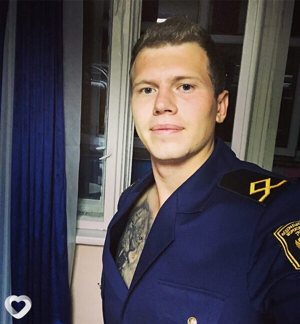 Артем, 29, Новороссийске — анкета №2136609